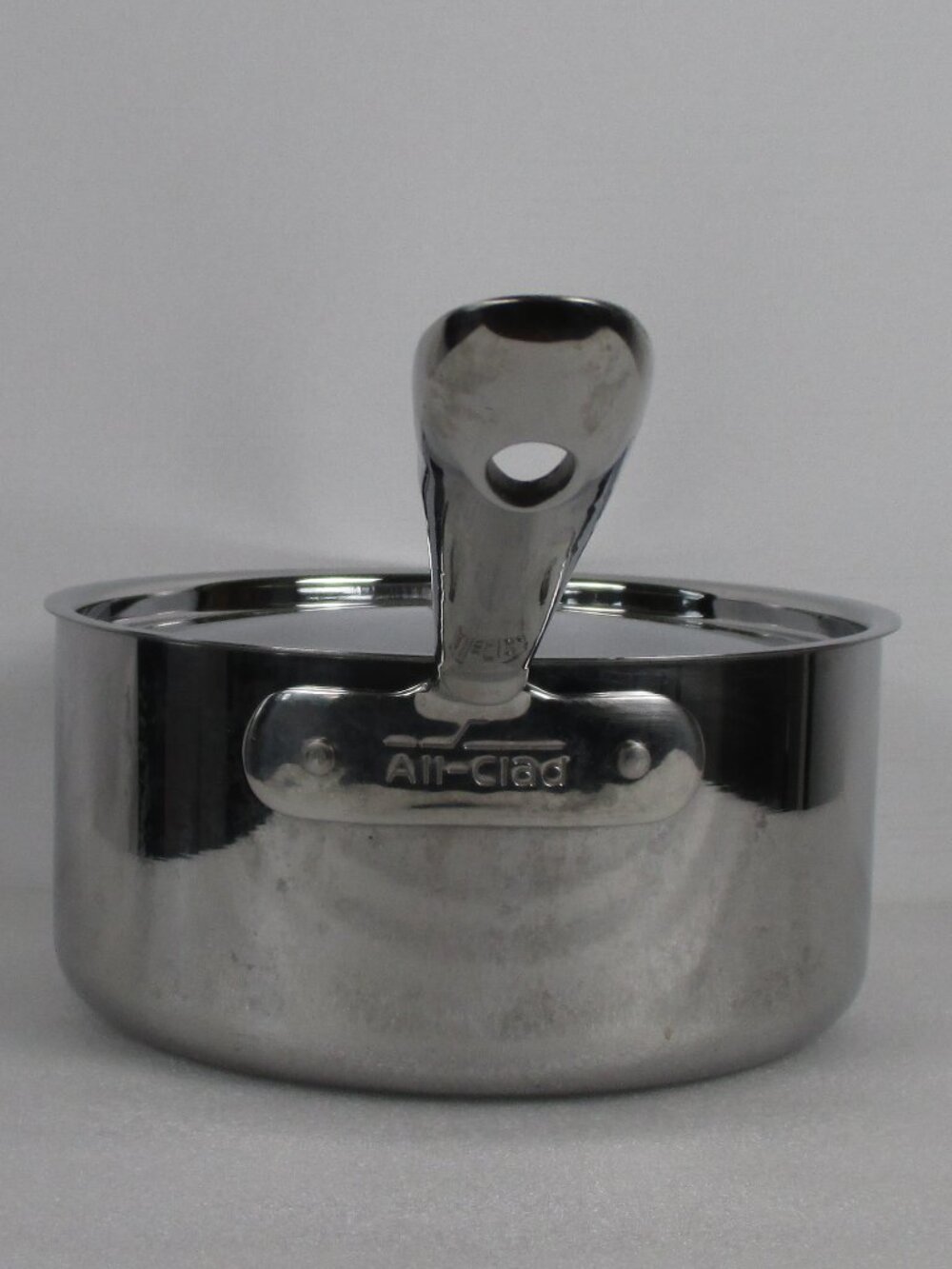 ALL CLAD D3 STAINLESS 3QT SAUCEPAN & LID - Picture 4 of 14